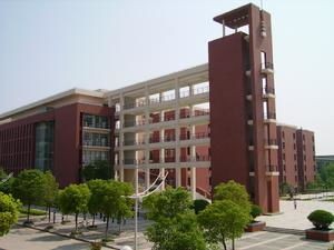 长江大学医学院招生录取分数线